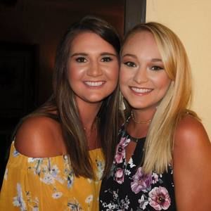 Meet your Posher, Hillary